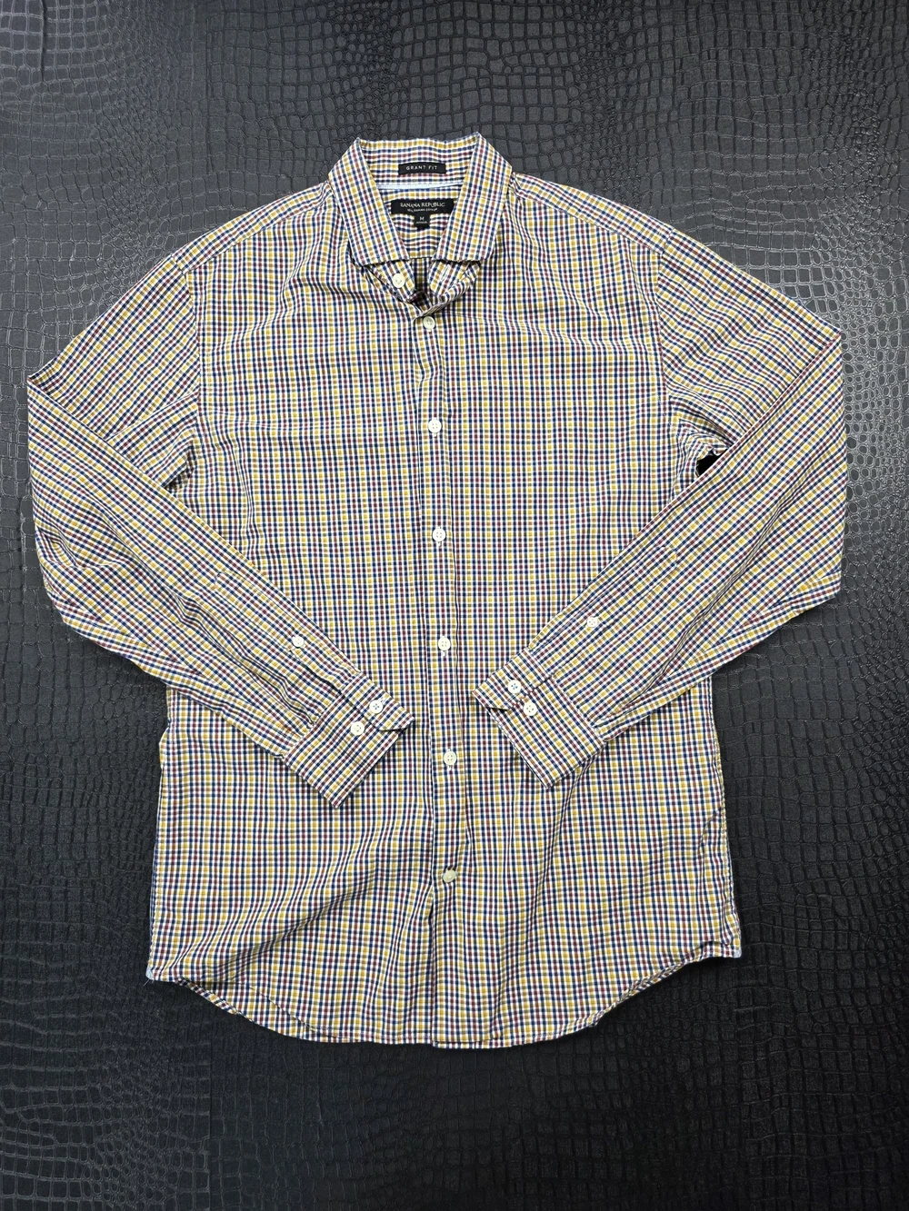 Banana Republic Grant Fit Button Down 120s Supima Cotton Medium MultiColor Check